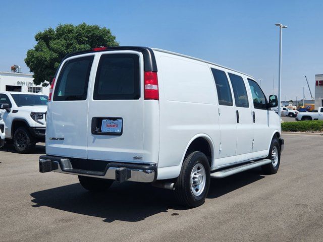 2022 Chevrolet Express Base