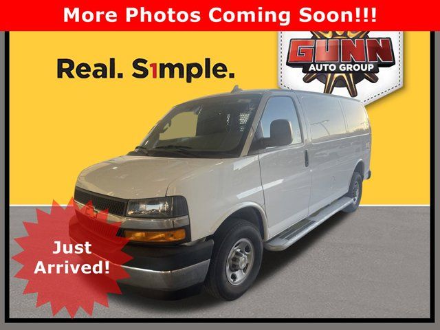 2022 Chevrolet Express Base