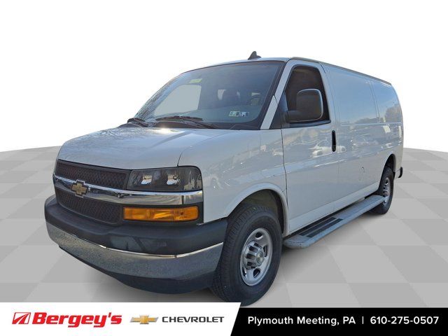 2022 Chevrolet Express Base