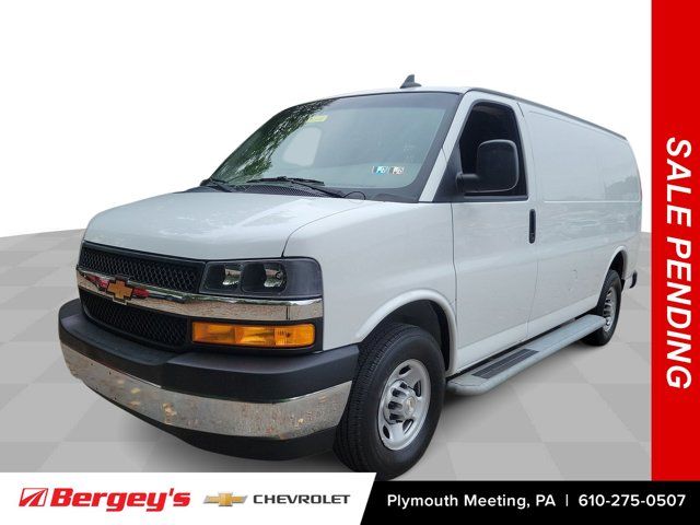 2022 Chevrolet Express Base