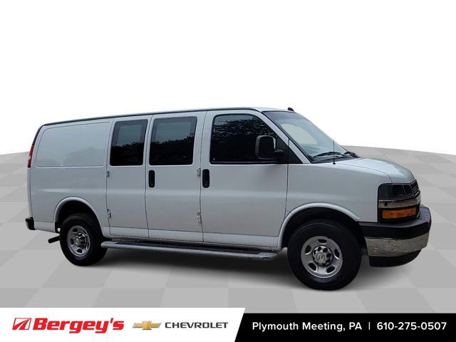 2022 Chevrolet Express Base