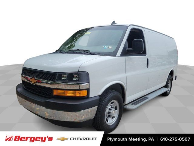 2022 Chevrolet Express Base