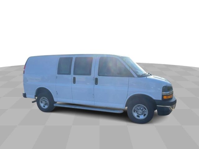 2022 Chevrolet Express Base