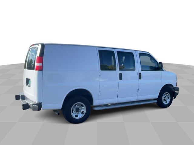 2022 Chevrolet Express Base