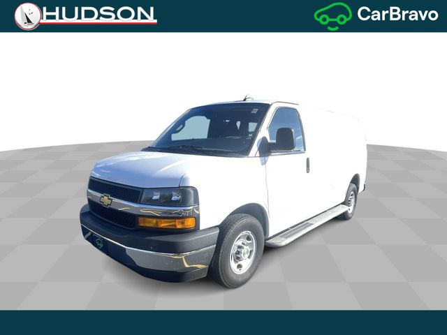 2022 Chevrolet Express Base