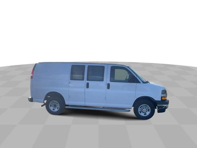 2022 Chevrolet Express Base