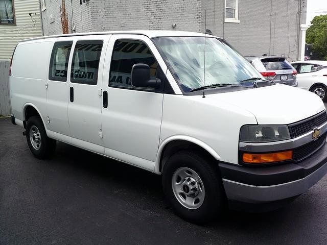 2022 Chevrolet Express Base