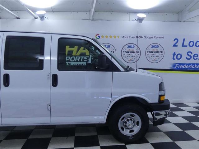 2022 Chevrolet Express Base