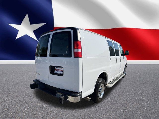 2022 Chevrolet Express Base