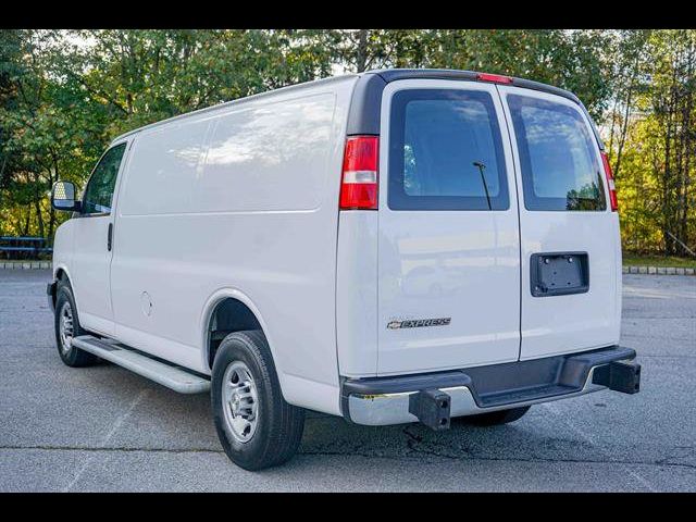 2022 Chevrolet Express Base