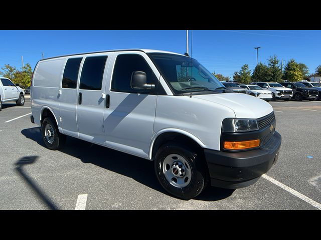 2022 Chevrolet Express Base