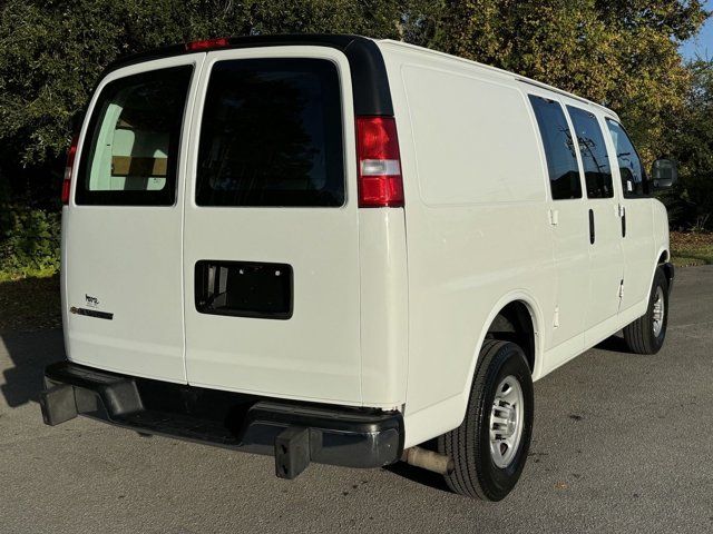 2022 Chevrolet Express Base