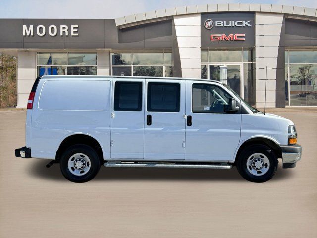 2022 Chevrolet Express Base