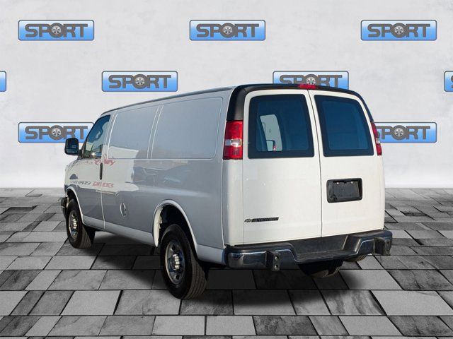 2022 Chevrolet Express Base