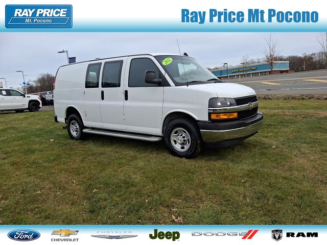 2022 Chevrolet Express Base