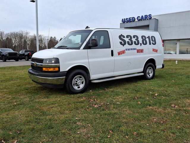 2022 Chevrolet Express Base