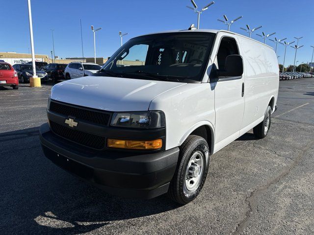 2022 Chevrolet Express Base