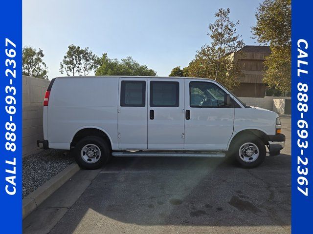 2022 Chevrolet Express Base