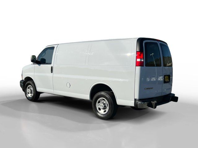 2022 Chevrolet Express Base