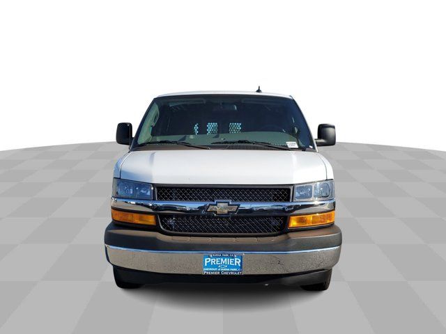 2022 Chevrolet Express Base