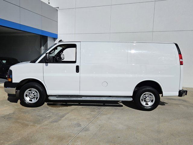 2022 Chevrolet Express Base