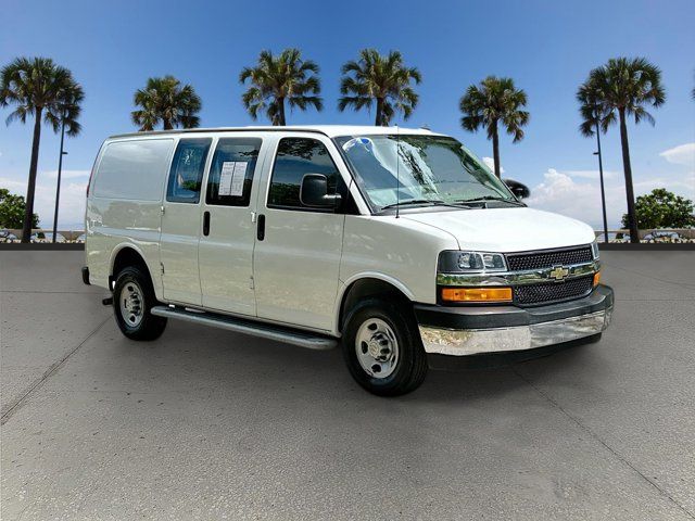 2022 Chevrolet Express Base