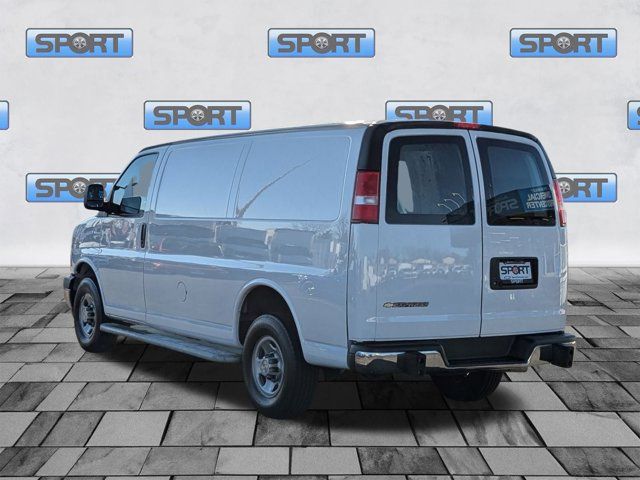 2022 Chevrolet Express Base