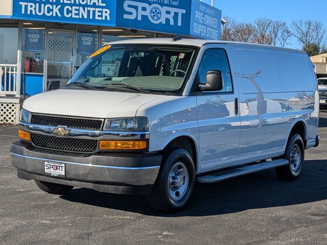 2022 Chevrolet Express Base