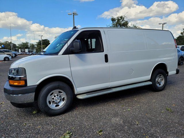 2022 Chevrolet Express Base