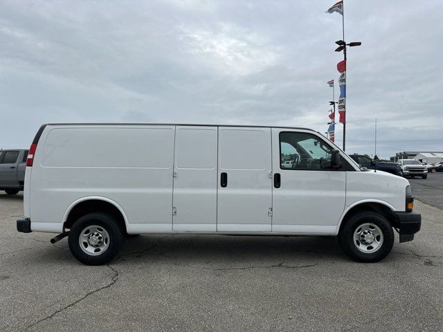 2022 Chevrolet Express Base