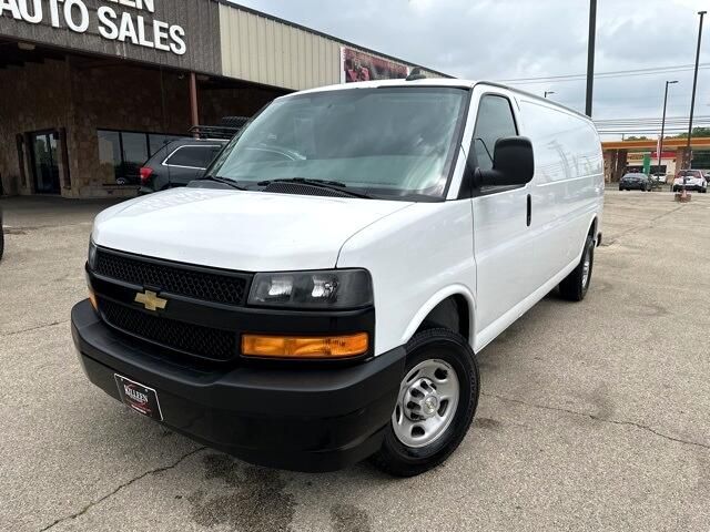 2022 Chevrolet Express Base