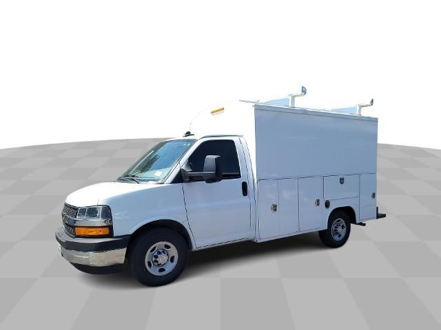 2022 Chevrolet Express Base