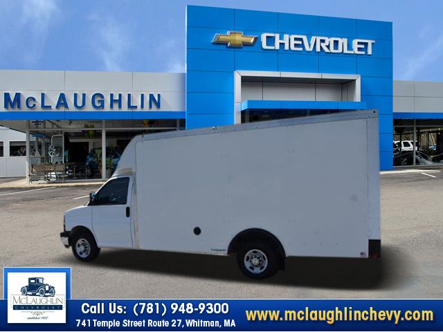 2022 Chevrolet Express Base