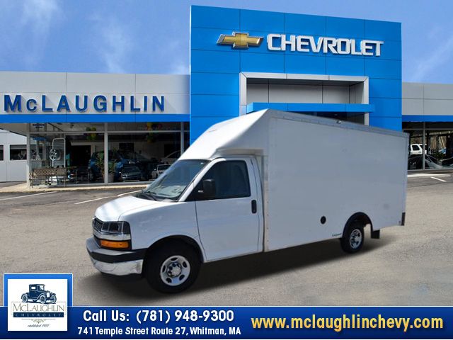 2022 Chevrolet Express Base