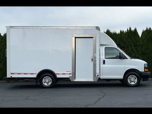 2022 Chevrolet Express Base