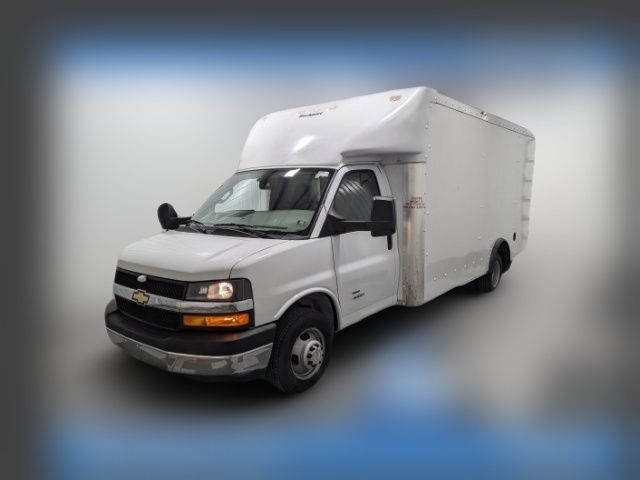 2022 Chevrolet Express Base