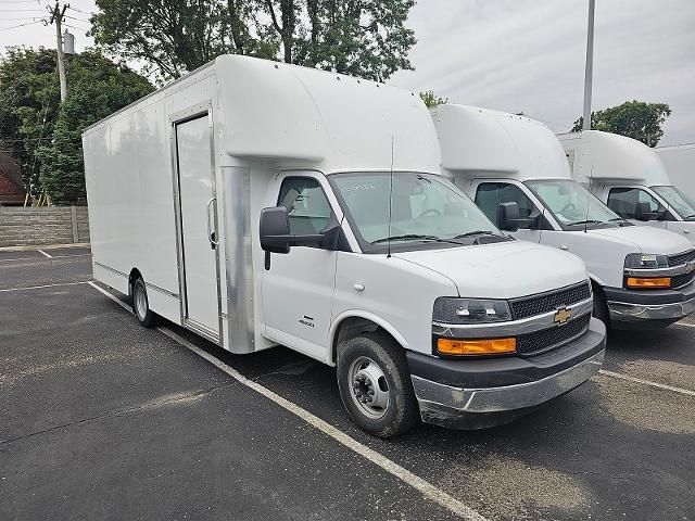 2022 Chevrolet Express Base