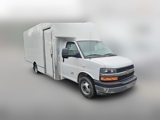 2022 Chevrolet Express Base