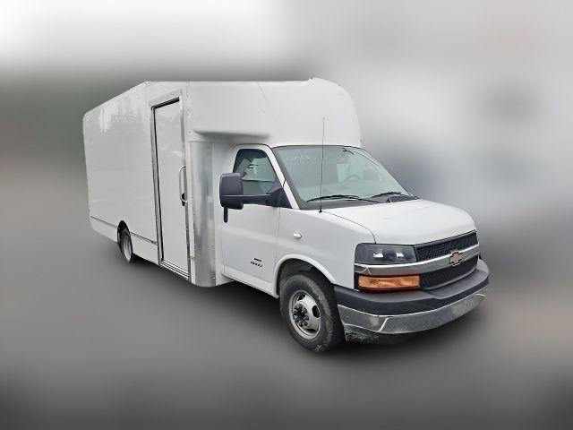 2022 Chevrolet Express Base