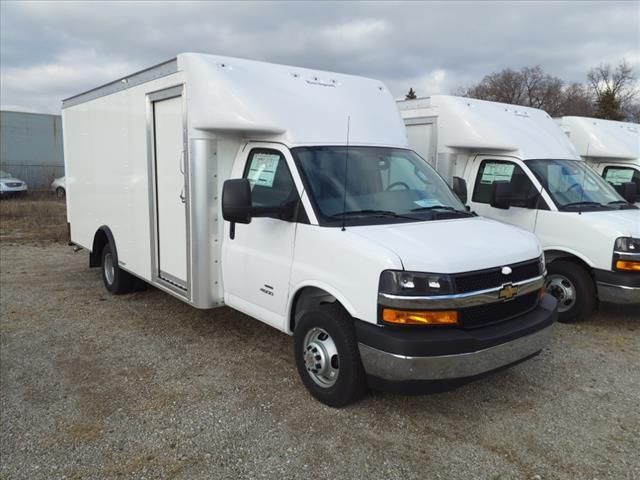 2022 Chevrolet Express Base