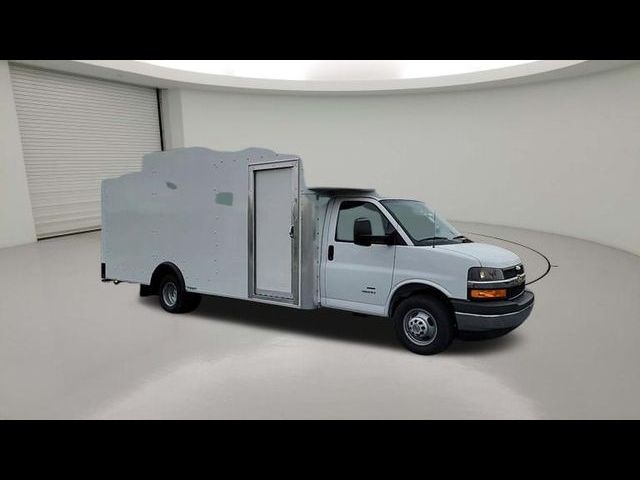 2022 Chevrolet Express Base