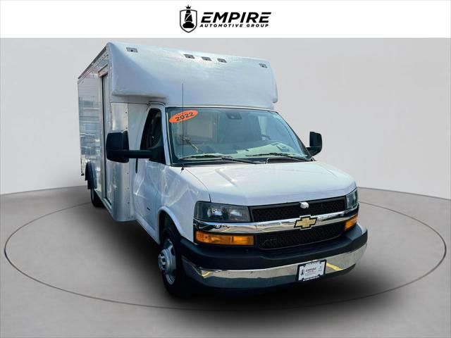 2022 Chevrolet Express Base