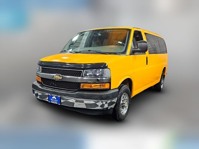 2022 Chevrolet Express LS