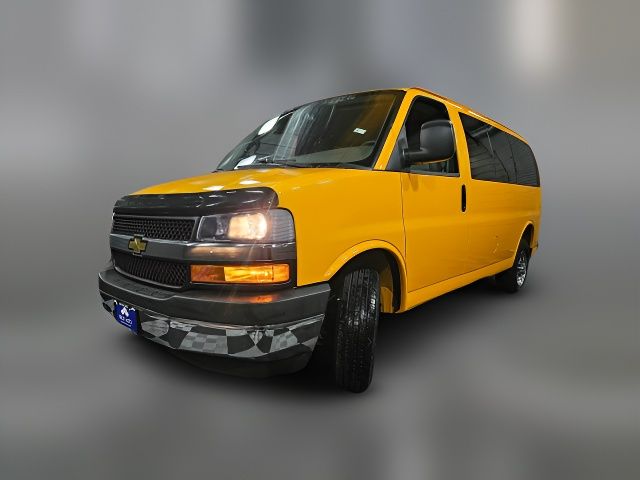 2022 Chevrolet Express LS