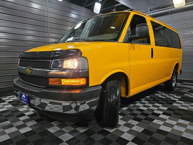 2022 Chevrolet Express LS