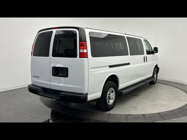 2022 Chevrolet Express LS