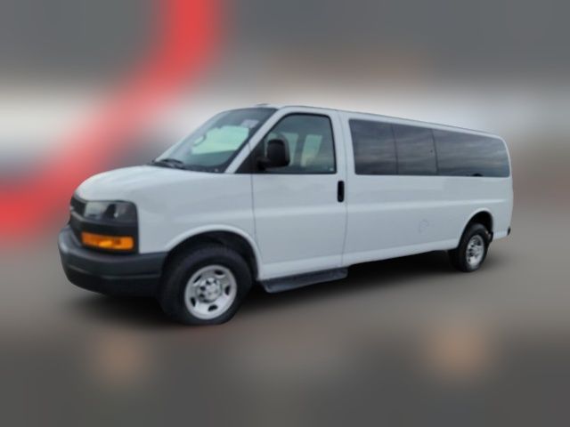 2022 Chevrolet Express LS