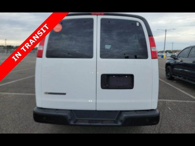 2022 Chevrolet Express LS