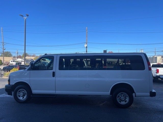 2022 Chevrolet Express LS