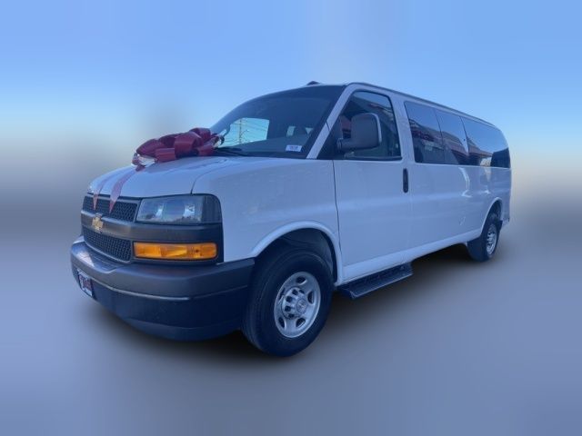 2022 Chevrolet Express LS